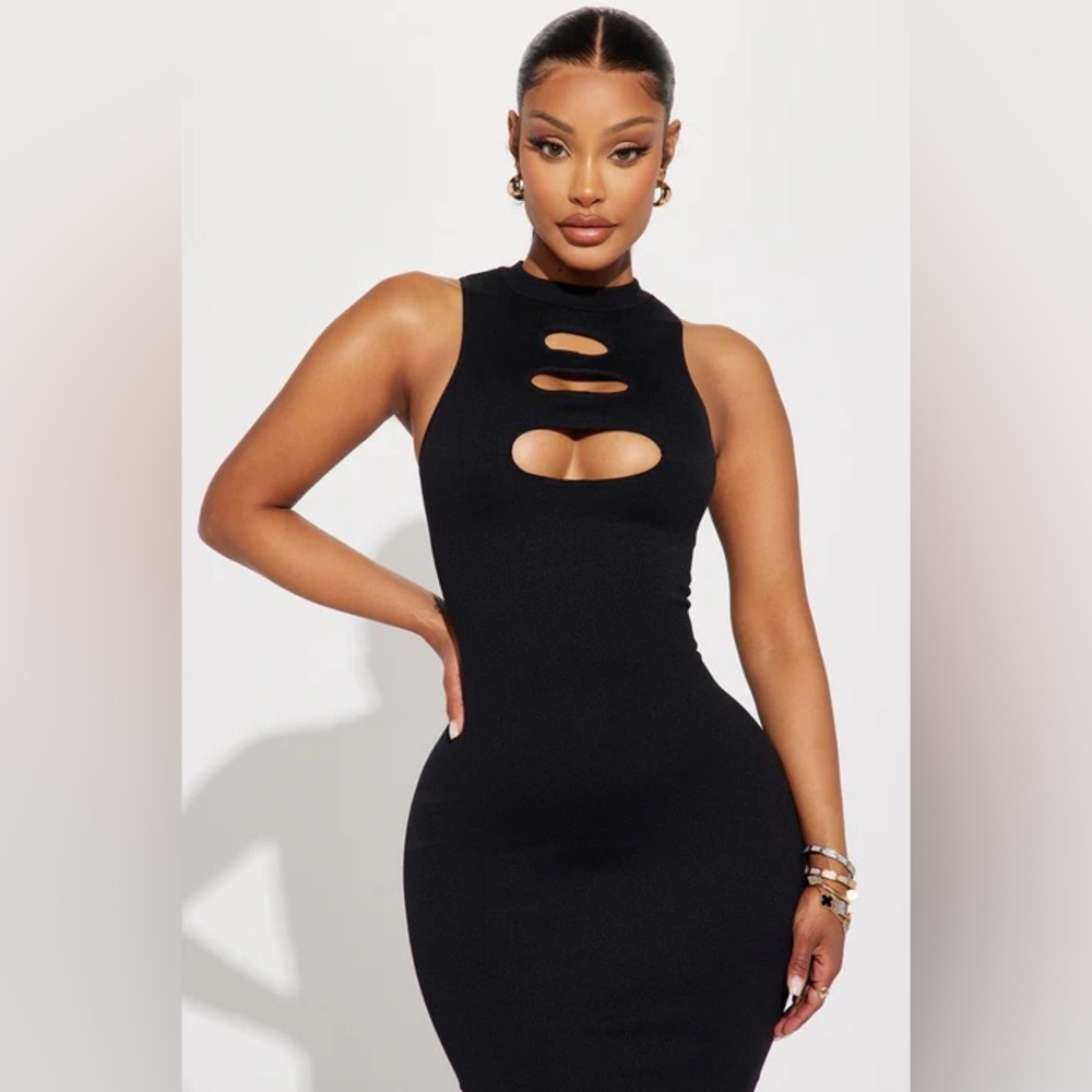Fashion Nova Analise Seamless Black Cutout Bodycon Maxi Dress Size M/L NWT - Picture 2 of 6
